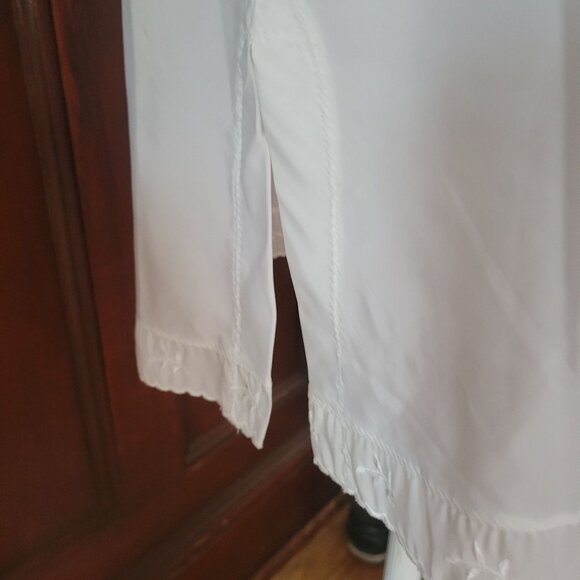 Vintage Dutchmaid White Nylon Slip Dress With Adjustable Straps & Embroidered Tr - Picture 6 of 7